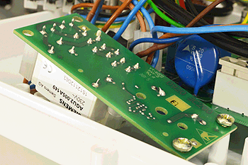 pt gold 33 combi erp pcb pump relay voltage test set up.gif